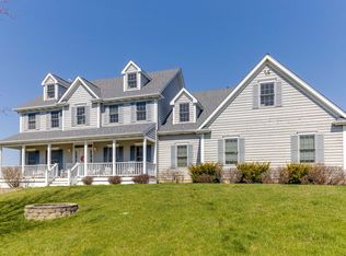10N906 Sheppard Ln, Hampshire, IL