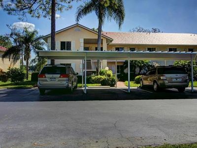 534 Augusta Blvd APT E202, Naples, FL, 34113