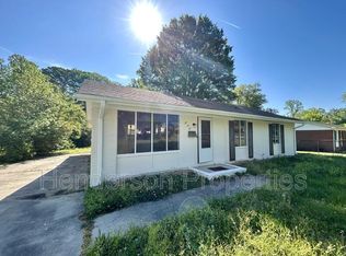 908 Bilmark Ave, Charlotte, NC 28213