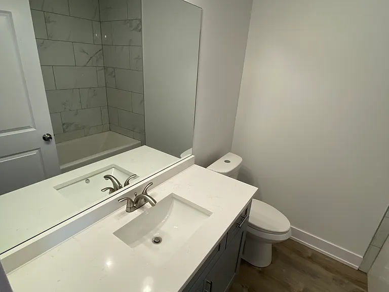 4418 N Austin Ave #101 — Photo 14
