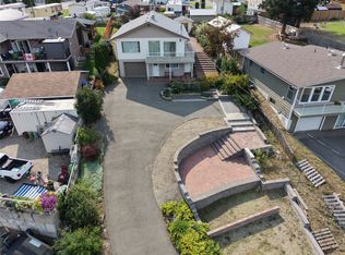 1225 Bay Dr, Chase, BC V0E1M1