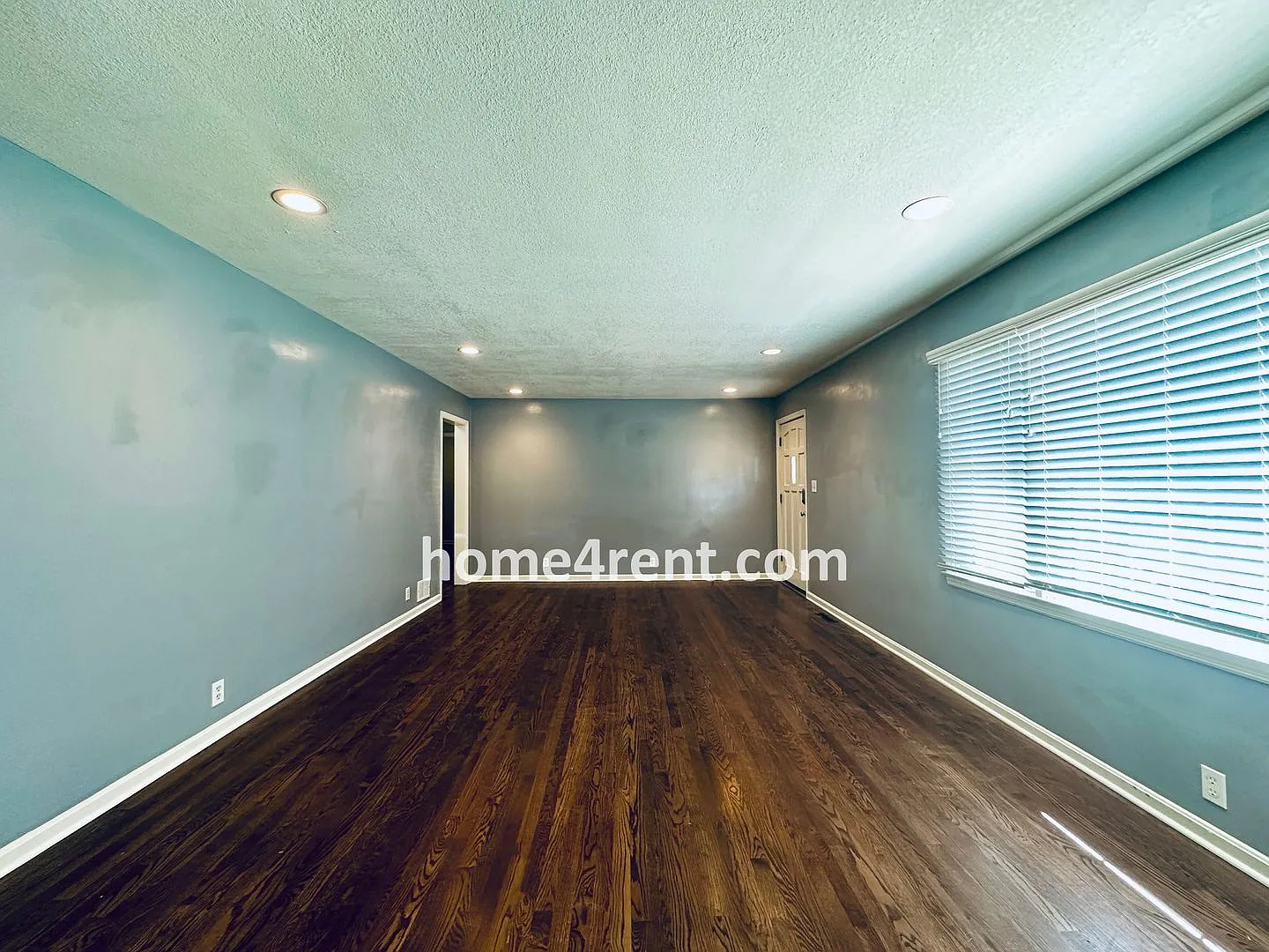 A Fantastic Ranch Home in Olathe with Wood Floors, Plenty of Space and a Fenced Yard! — Photo 3