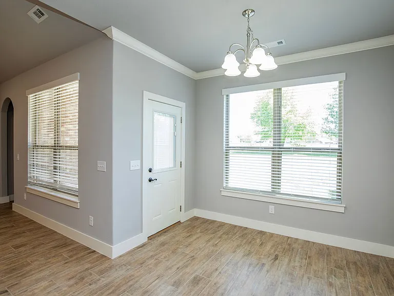 214 Alder St — Photo 9