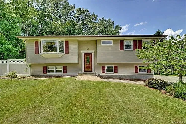 4 bed, $3,600 — Photo 3