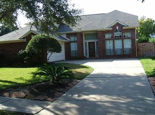 1630 Berkoff Dr, Sugar Land, TX 77479