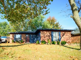 10808 Waycross Ave, Louisville, KY 40229