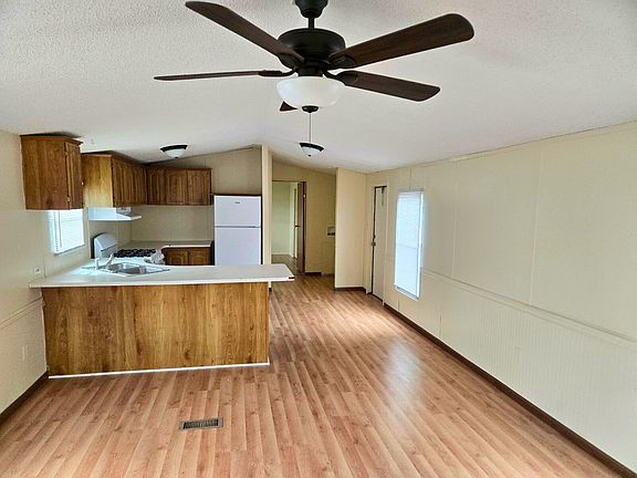 2nd image of 1101-1151 6th St #17890505