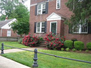 11 E Custis Ave APT 21, Alexandria, VA 22301