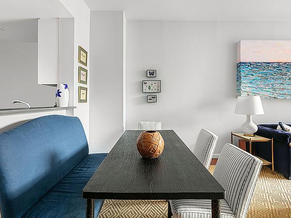 4th image of 255 Hudson St APT 6B