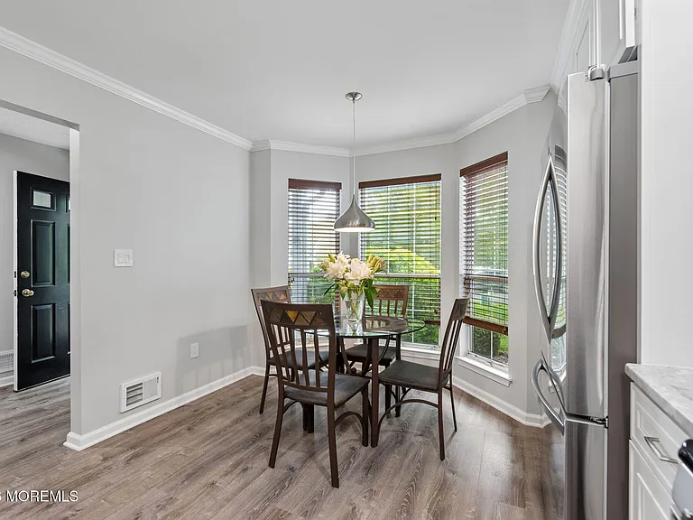 262 Daffodil Dr — Photo 7