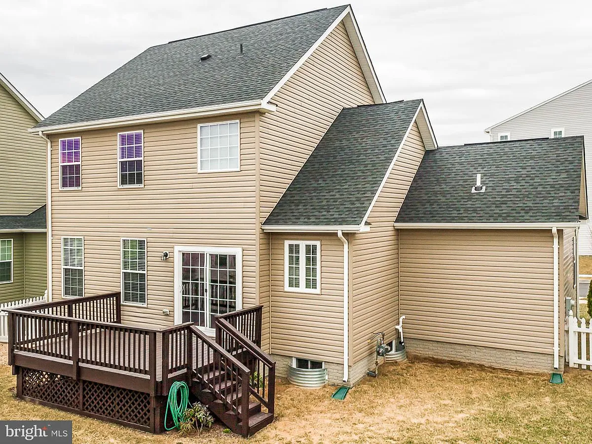 Building Photo - 220 Centennial Dr