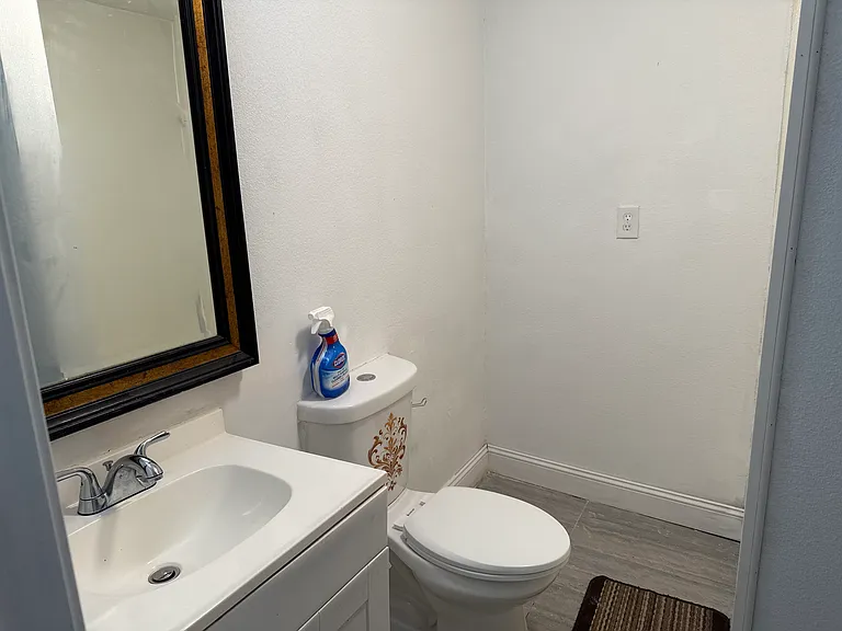 207 S J St — Photo 4