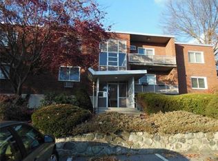 22 Jacqueline Rd APT D, Waltham, MA 02452