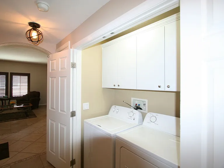 820 Canterra St #2052 — Photo 34