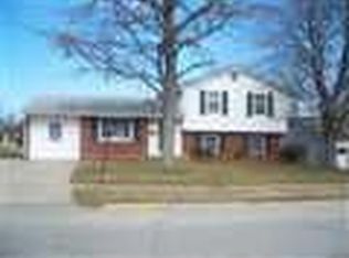 616 Ranch Rd, Connersville, IN 47331