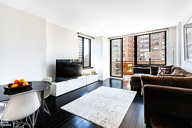 Rented by Brown Harris Stevens