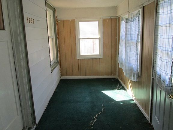 2nd image of 3237 N 21st St