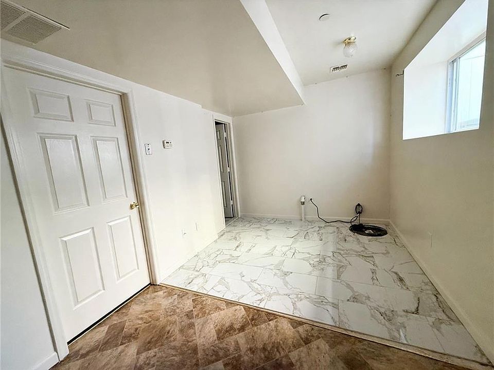 2nd image of 65 Riverside Ln #2