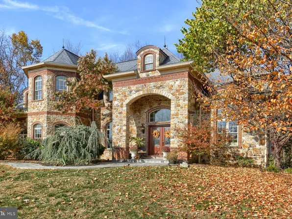 1805 Eliza Way, Mechanicsburg, PA 17050