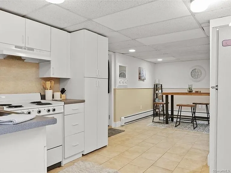 42 Mulberry St #A — Photo 3