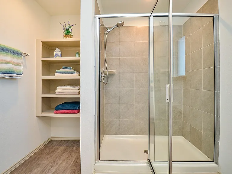 7203 Dawn View Ln — Photo 25