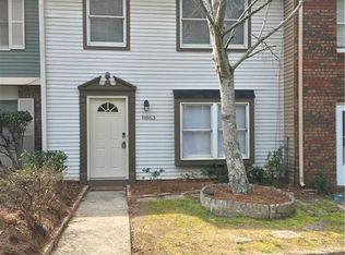 8863 Roberts Dr, Sandy Springs, GA 30350
