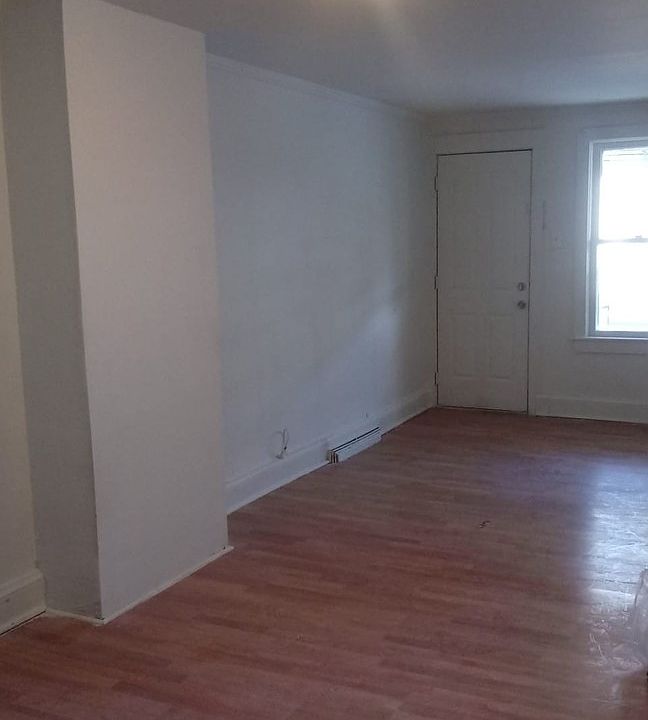 2nd image of 55 Hancock St