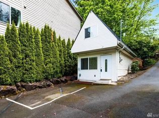 11409 99th Pl NE APT D, Kirkland, WA 98033
