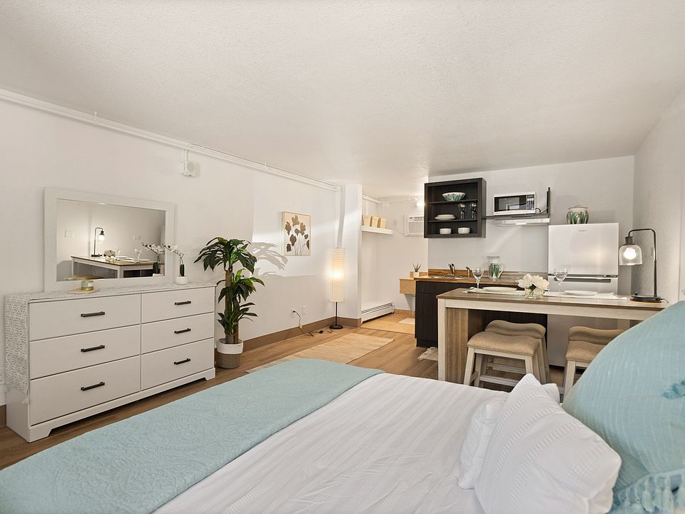 1826GrandAve_DASH_23081405