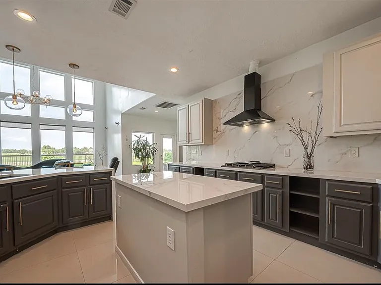 10614 Opal Ridge Dr — Photo 7