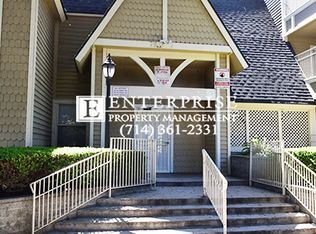 304 E Chestnut Ave APT M, Santa Ana, CA 92701