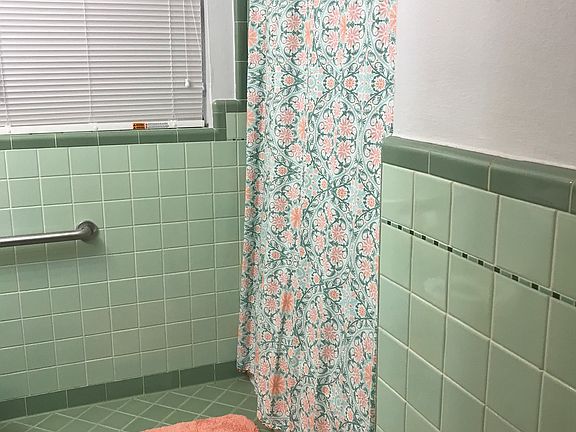 4th image of 622 Kenilworth Blvd #2
