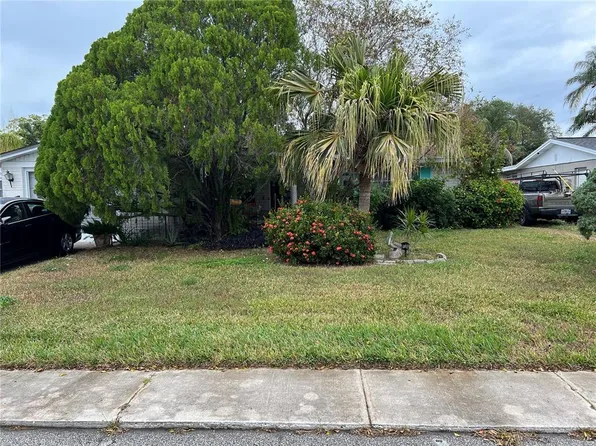3519 Seffner Dr, Holiday, FL 34691
