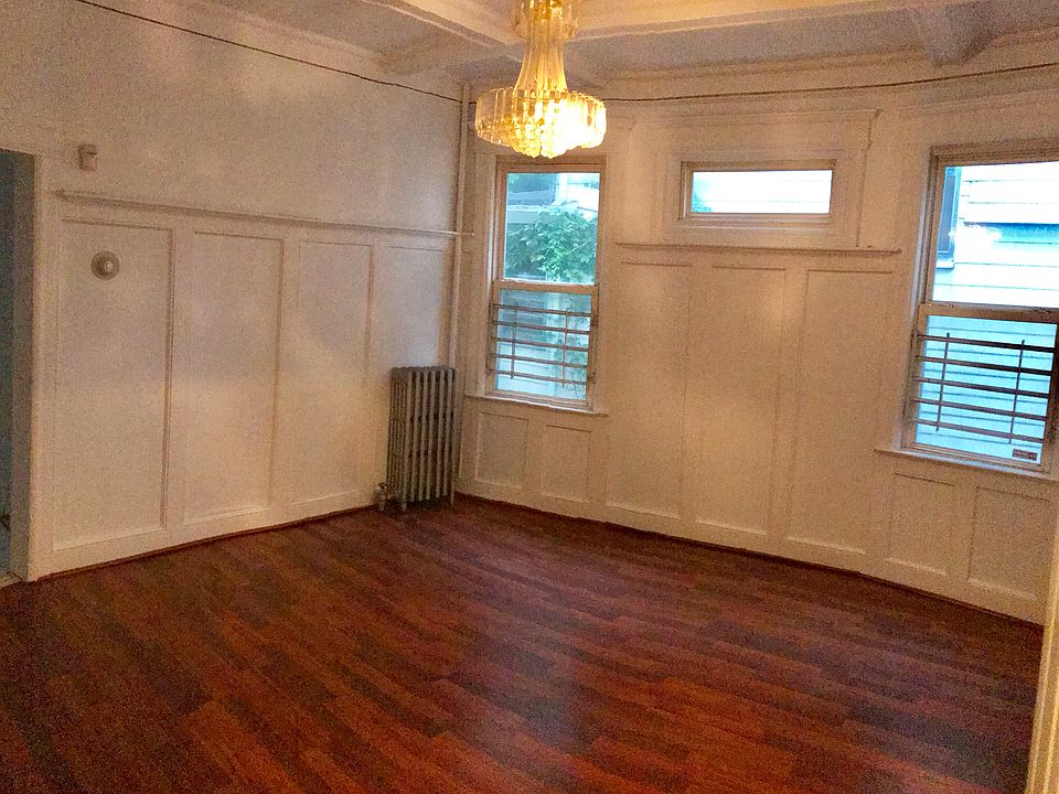 1st image of 14 Wayne Ave #1