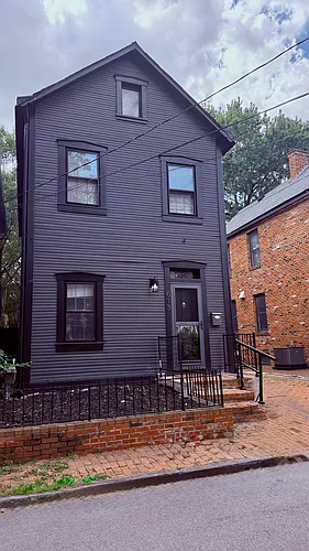 613 Lathrop St Photo 1