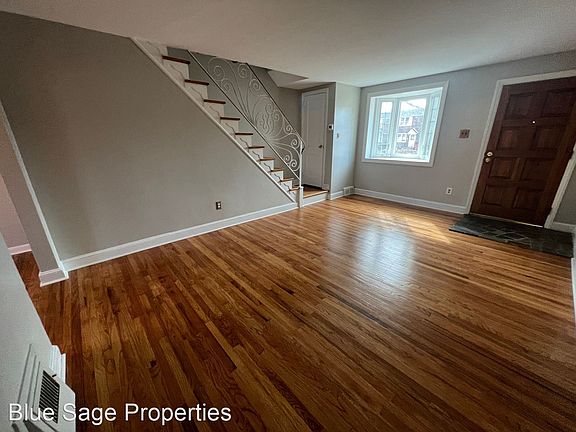 4th image of 1113 Tremont Dr