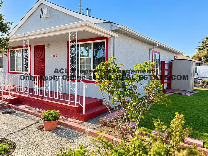 2 bed, 1.0 bath, $2,595 — Photo 3
