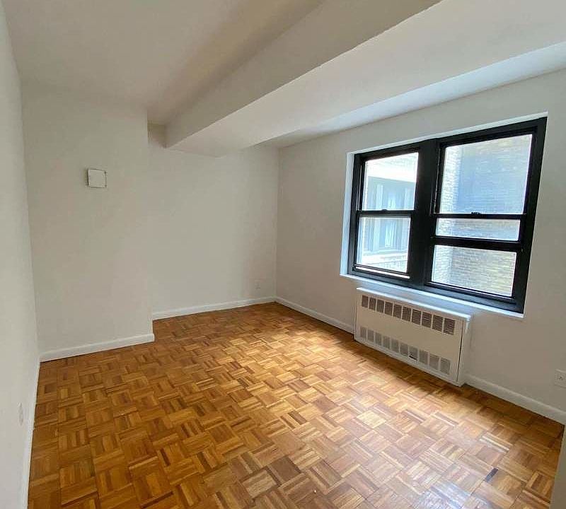 2nd image of 232 E 12th St APT 2D