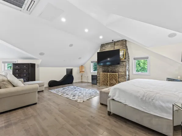 115-18 Mayfair Road image 32 of 55