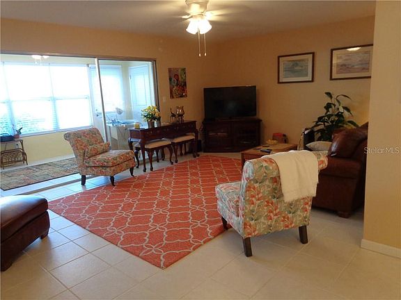 5th image of 3128 59th St S APT 102