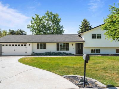 702 N Sheppard Pl, Kennewick, WA, 99336