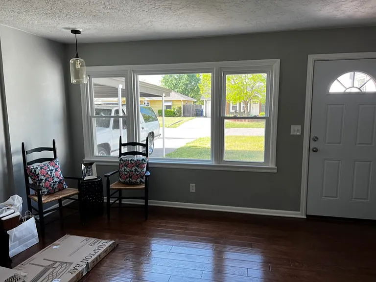 1228 Dakota St — Photo 4