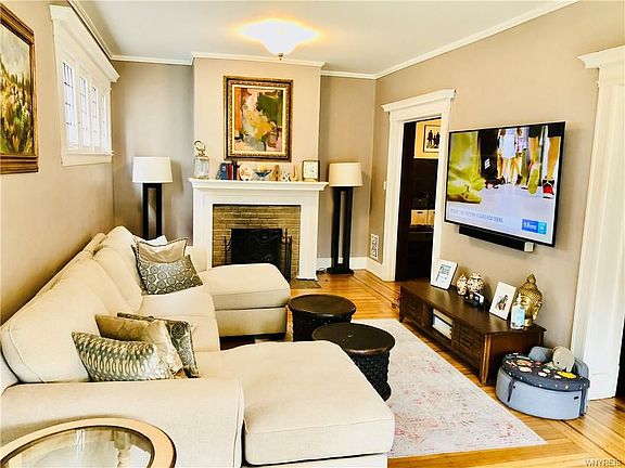 5th image of 412 Lafayette Ave #1