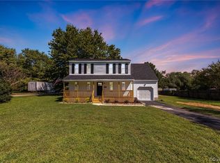 5043 Hickory Fork Rd, Gloucester, VA 23061