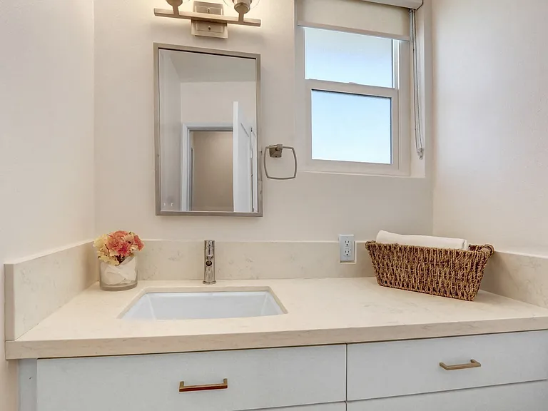 Citra Apartments — Photo 32