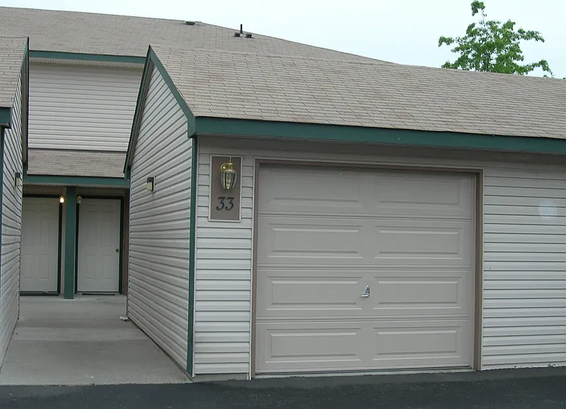 209 E 18th Ave