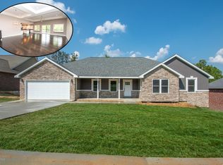 130 Lindenwood Pl, Holts Summit, MO 65043