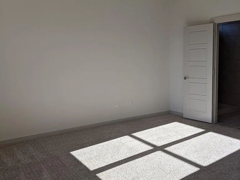 8101 City Top Blvd — Photo 21