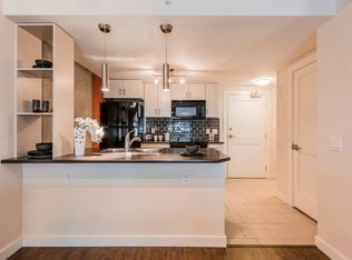 Mayfair Village South, Edmonton, AB T5J 0C6