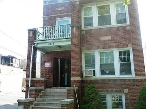 5th image of 4745 N Kedvale Ave
